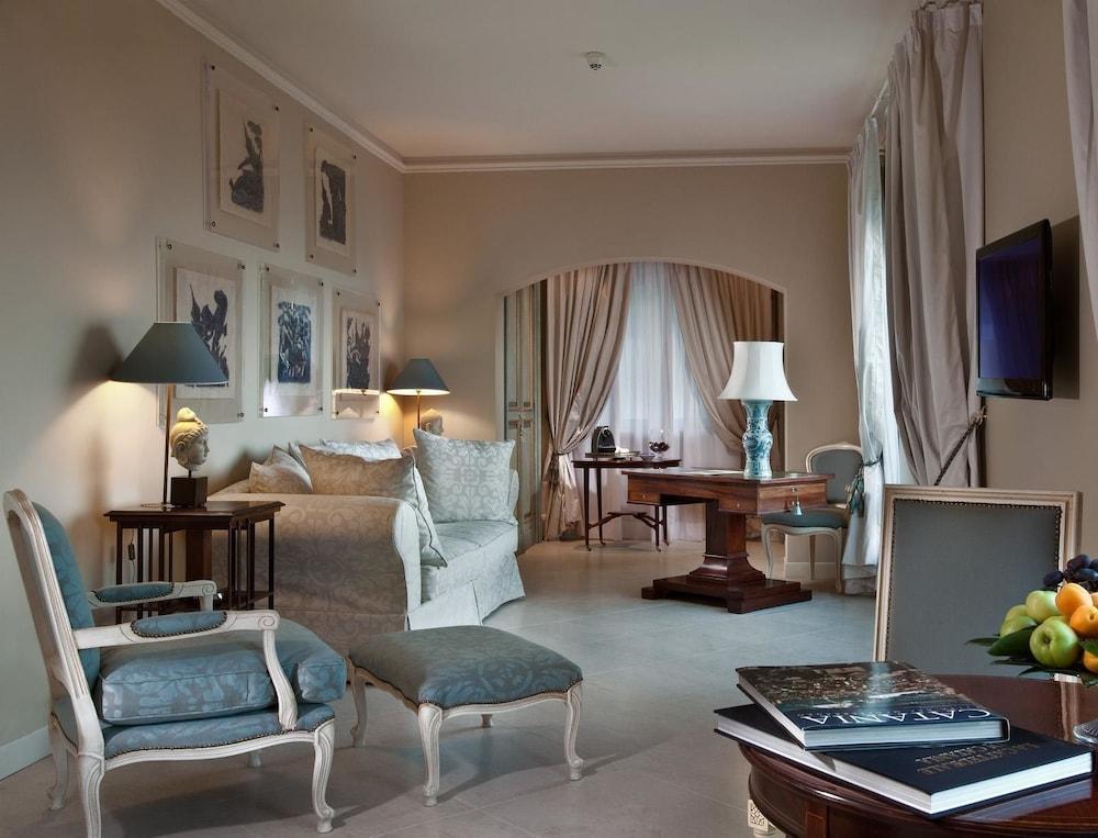 Hotel Grand Baia