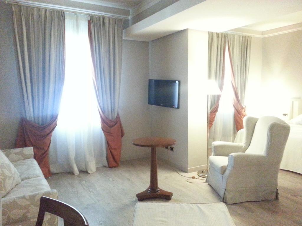 Hotel Grand Baia
