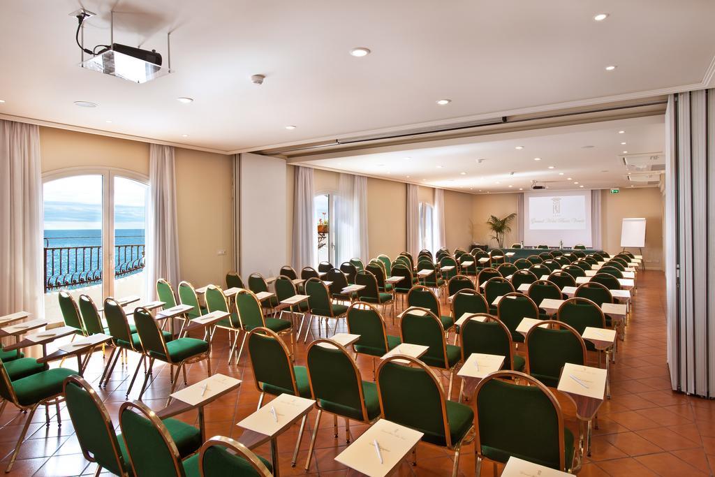 Grand Baia Hotel
