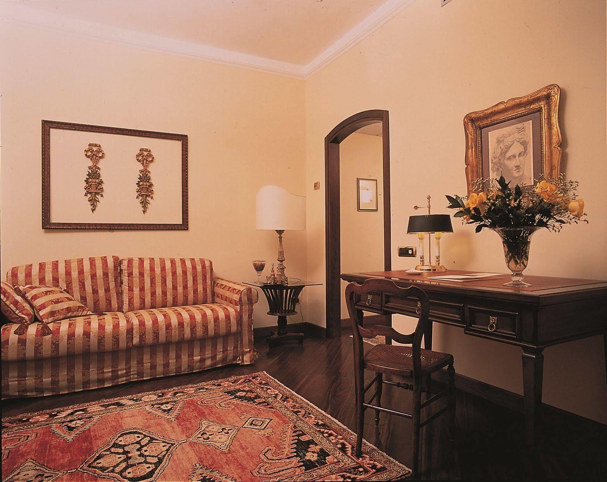 Grand Baia Hotel 4*