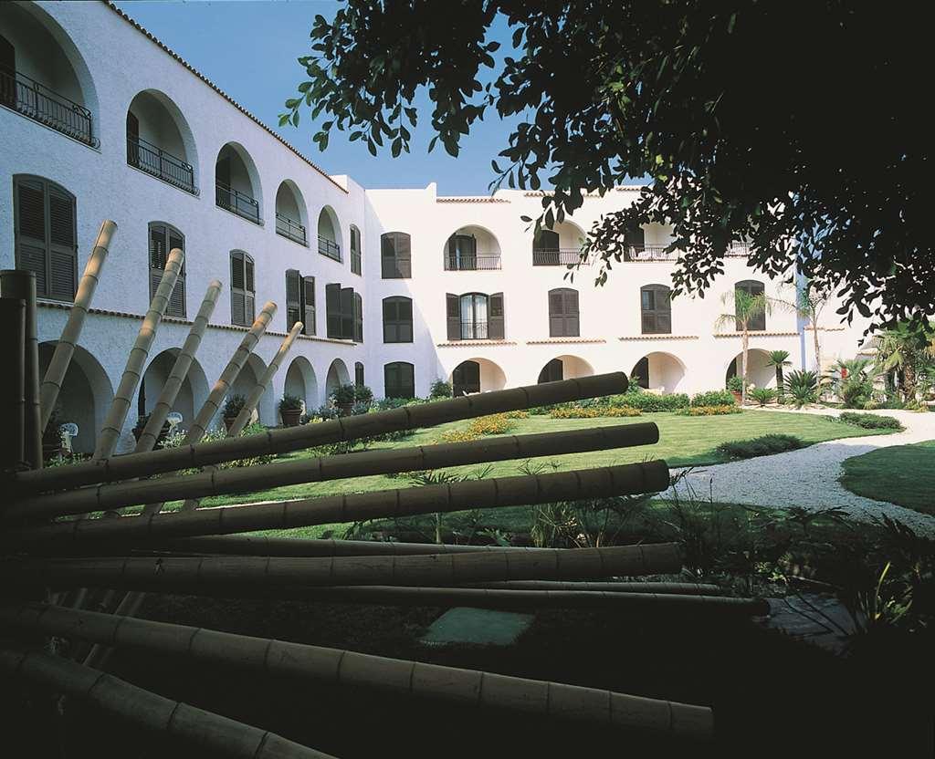 Hotel Grand Baia